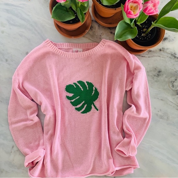 Sweaters - 🌴 Pink Pineapple Palm Leaf sweater only SM left